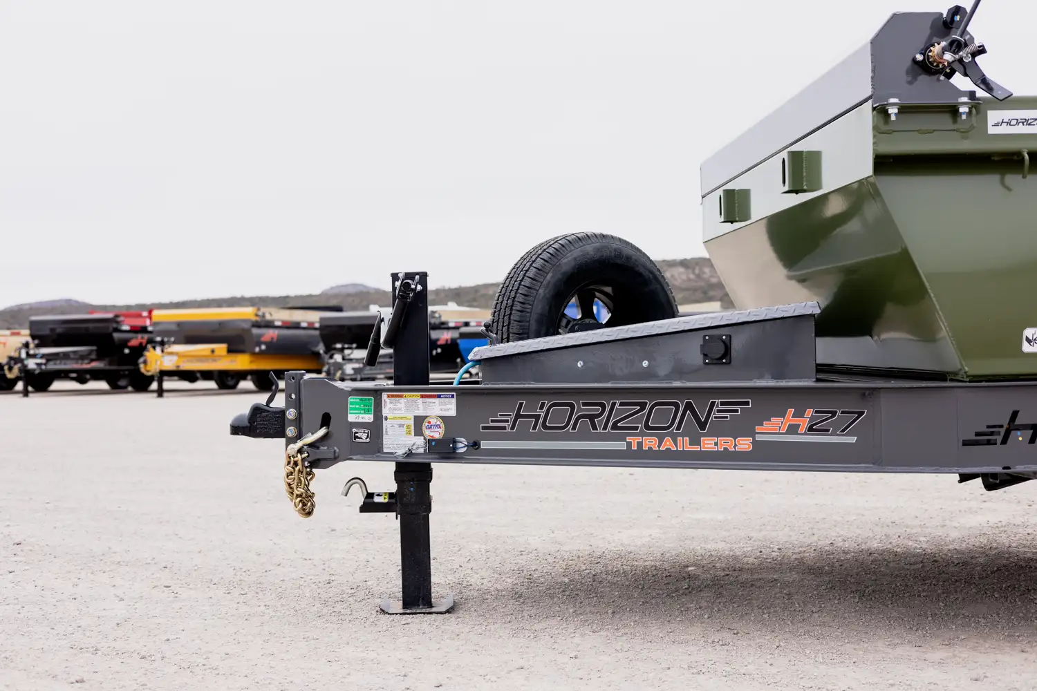 horizon trailers img
